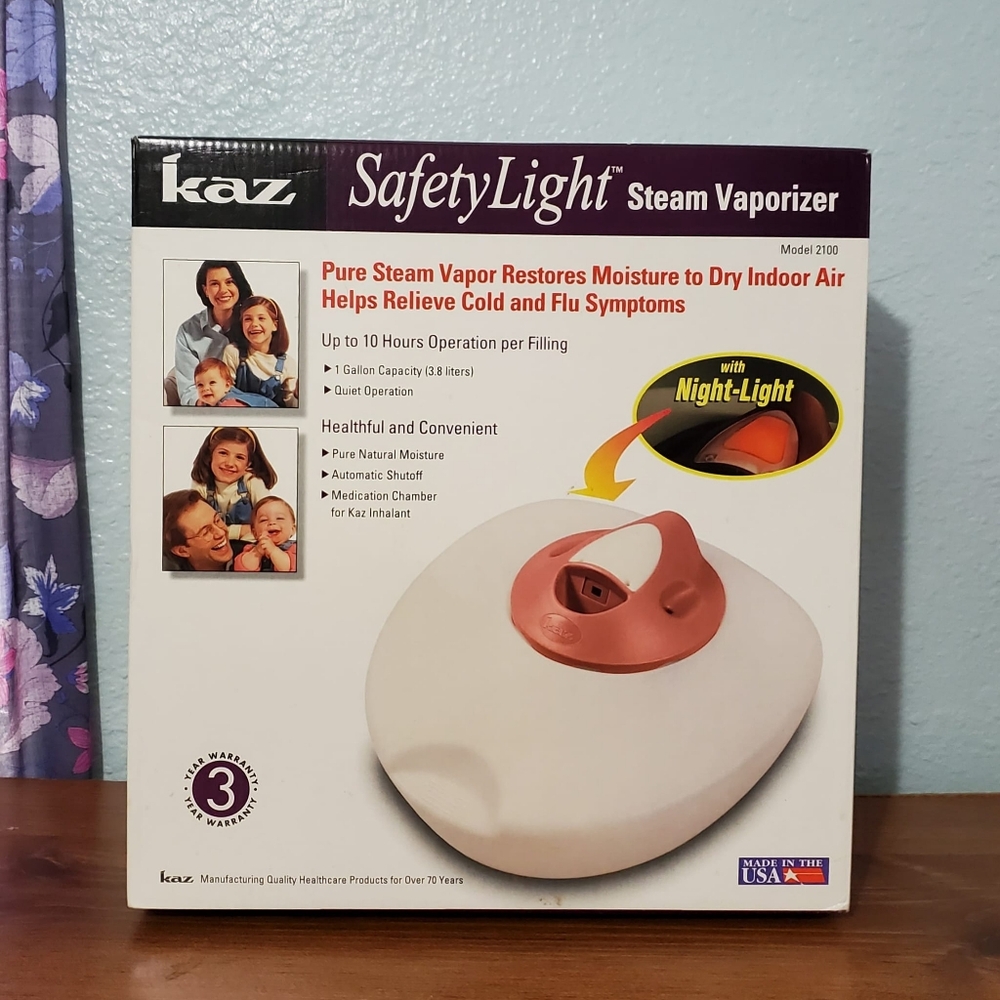 Kaz  Steamer  Model 2100. New Open Box